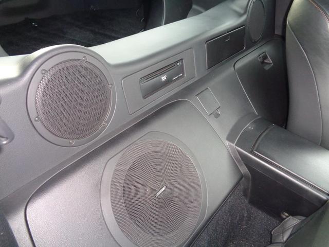 フェアレディＺ バージョンＴ　本革シート　盗難防止システム　ナビ　パワーシート　キーレス　シートヒーター　パワーステアリング　ＥＴＣ　オートエアコン　ＡＢＳ　助手席エアバック　パワーウィンドウ　衝突安全ボディ　運転席エアバック（10枚目）