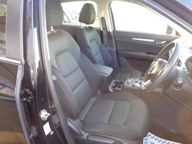 ＣＸ－５ ＸＤ　プロアクティブ　ＥＴＣ　バックカメラ　クリアランスソナー　オートクルーズコントロール　レーンアシスト　ナビ　オートライト　アルミホイール　スマートキー　アイドリングストップ　電動格納ミラー　ＡＴ　Ｂｌｕｅｔｏｏｔｈ（8枚目）