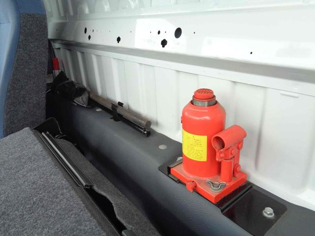 キャンター 全低床　ＤＸ　ＡＴ　後輪ダブル　ＥＴＣ　エアコン　パワーウィンドウ　運転席エアバッグ（20枚目）