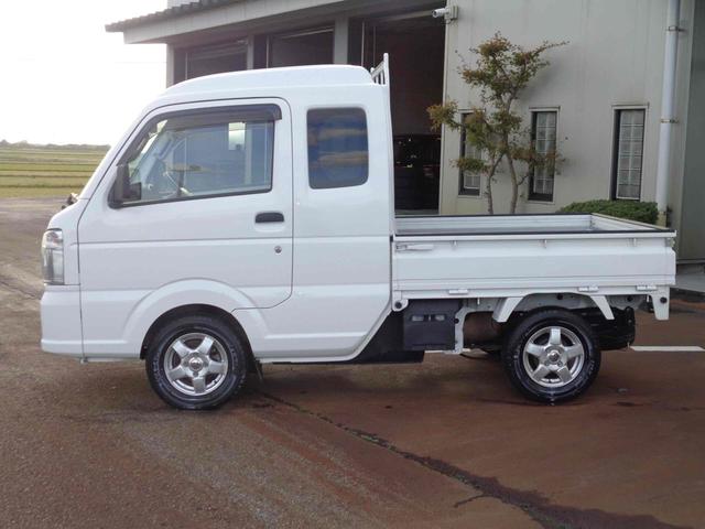 スーパーキャリイ Ｌ　４ＷＤ　ＭＴ　衝突被害軽減システム　ＥＴＣ　エアコン　ＣＤ（4枚目）