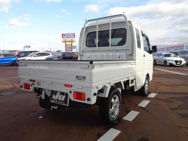 スーパーキャリイ Ｌ　４ＷＤ　ＭＴ　衝突被害軽減システム　ＥＴＣ　エアコン　ＣＤ（5枚目）