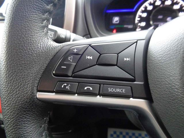 ノート ｅ－パワー　メダリスト　全周囲カメラ　ナビ　ＴＶ　クリアランスソナー　オートクルーズコントロール　レーンアシスト　衝突被害軽減システム　アルミホイール　オートライト　スマートキー　電動格納ミラー　ＣＶＴ　ＥＳＣ（10枚目）