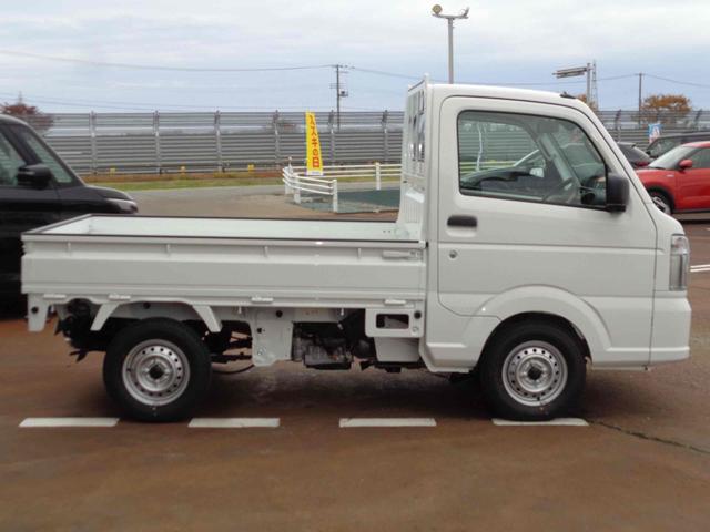 キャリイトラック ＫＣエアコン・パワステ農繁仕様　４ＷＤ　ＡＴ　衝突被害軽減システム　クリアランスソナー　レーンアシスト　アイドリングストップ　オートライト　ＥＳＣ　エアコン　パワーステアリング　パワーウィンドウ（3枚目）