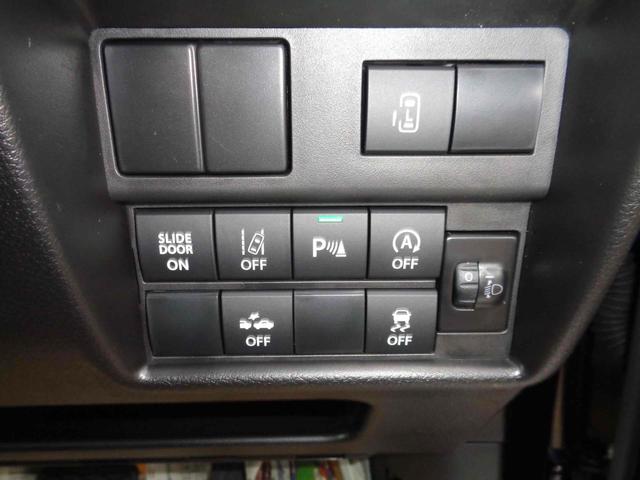 【コーナーセンサー】駐車時など障害物をセンサーが察知しアラームで教えてくれます！あると便利な装備です☆