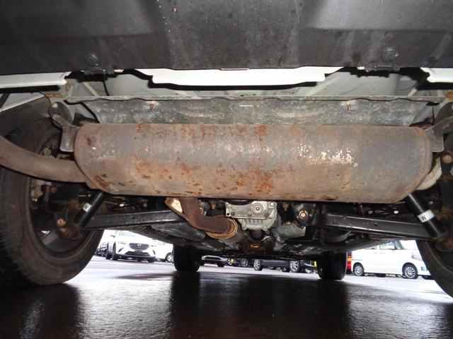 エクストレイル ２０Ｘｉ　全周囲カメラ　クリアランスソナー　オートクルーズコントロール　ナビ　ＴＶ　オートライト　電動リアゲート　アルミホイール　スマートキー　アイドリングストップ　電動格納ミラー　シートヒーター　ＣＶＴ（31枚目）