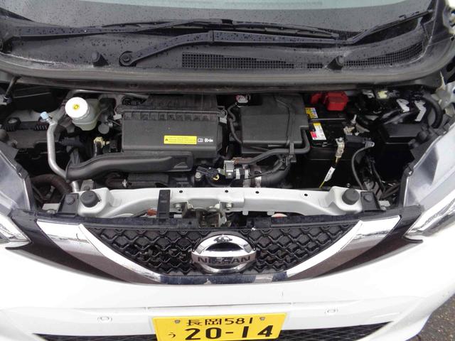 デイズ X 4WD バックカメラ クリアランスソナー オートライト スマートキー アイドリングストップ 電動格納ミラー シートヒーター ベンチシート CVT CD ミュージックプレイヤー接続可 アルミホイール(29枚目)