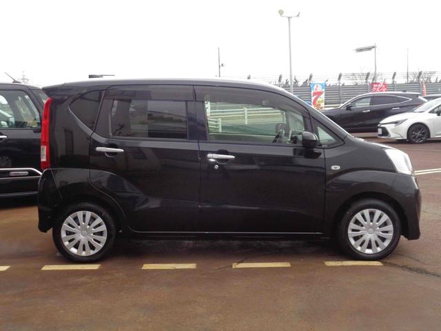 ステラ Ｌ　スマートアシスト　ＥＴＣ　バックカメラ　ナビ　衝突被害軽減システム　オートマチックハイビーム　アイドリングストップ　電動格納ミラー　シートヒーター　ベンチシート　ＣＶＴ　ＥＳＣ　エアコン　パワーステアリング（3枚目）