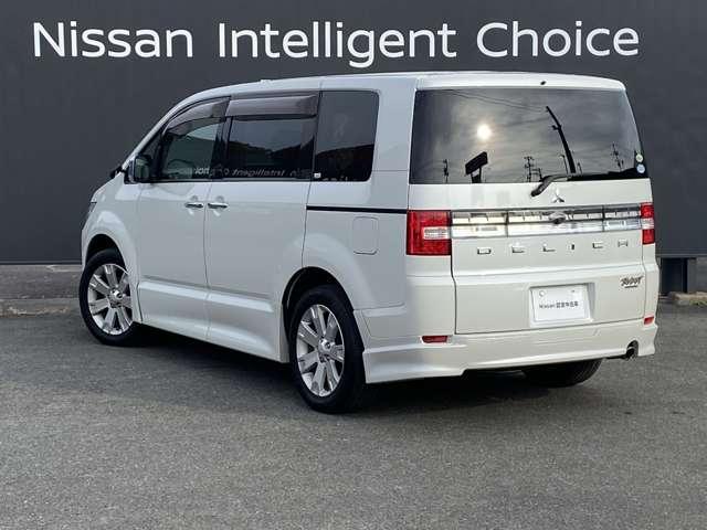 デリカＤ：５ ２．０　ローデスト　Ｇ　パワーパッケージ　ナビ　後席モニター　バックモニター（3枚目）