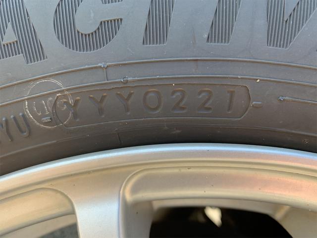 15X Mセレクション スマートキー 電動格納ミラー ベンチシート CVT アルミホイール CD 盗難防止システム 衝突安全ボディ ABS エアコン パワーステアリング パワーウィンドウ(40枚目)