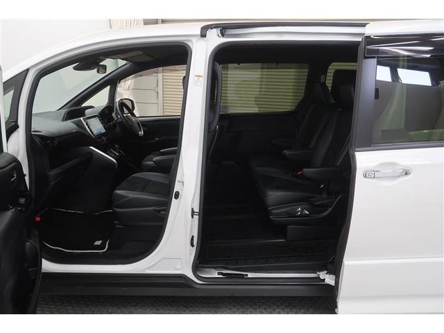 ヴォクシー ハイブリッドＺＳ　煌ＩＩＩ　衝突被害軽減システム　ナビ＆ＴＶ　フルエアロ　後席モニター　バックカメラ　ＥＴＣ　アルミホイール　両側電動スライド　乗車定員７人　ハイブリッド　オートクルーズコントロール　ＬＥＤヘッドランプ（16枚目）