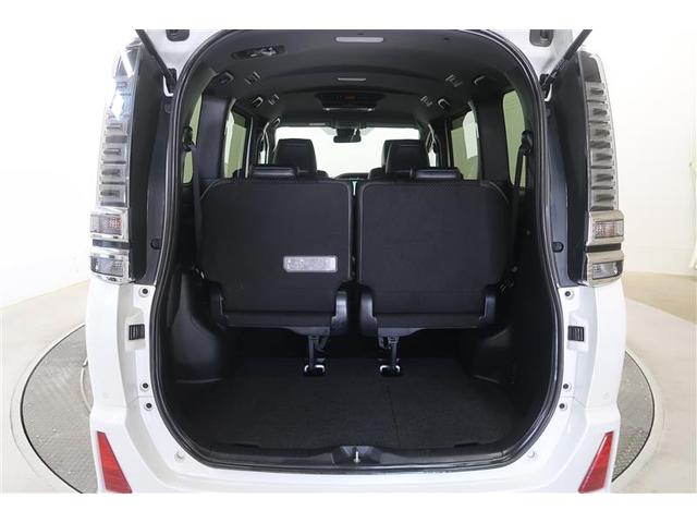 ヴォクシー ハイブリッドＺＳ　煌ＩＩＩ　衝突被害軽減システム　ナビ＆ＴＶ　フルエアロ　後席モニター　バックカメラ　ＥＴＣ　アルミホイール　両側電動スライド　乗車定員７人　ハイブリッド　オートクルーズコントロール　ＬＥＤヘッドランプ（32枚目）