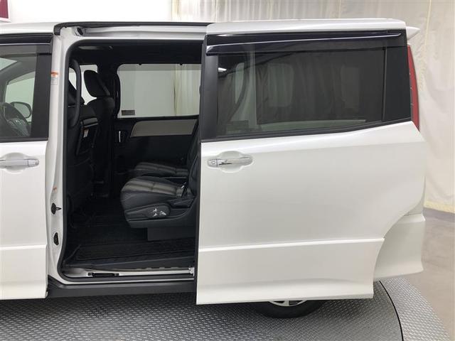 ノア Si ダブルバイビーII 衝突被害軽減システム ナビ&TV フルエアロ 後席モニター バックカメラ ETC アルミホイール 両側電動スライド 乗車定員7人 オートクルーズコントロール LEDヘッドランプ ワンオーナー(5枚目)