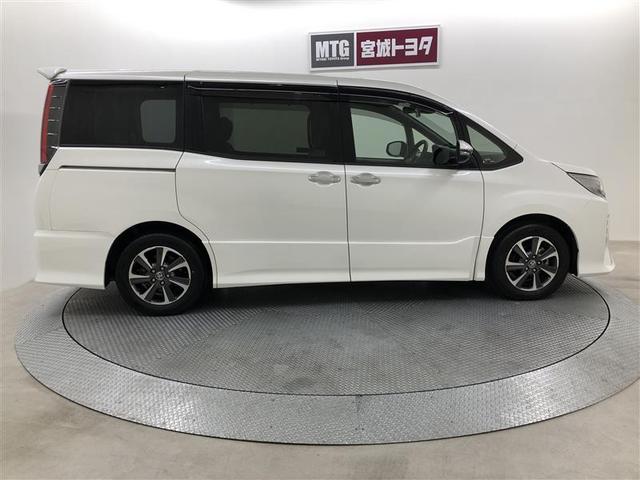 ノア Si ダブルバイビーII 衝突被害軽減システム ナビ&TV フルエアロ 後席モニター バックカメラ ETC アルミホイール 両側電動スライド 乗車定員7人 オートクルーズコントロール LEDヘッドランプ ワンオーナー(7枚目)