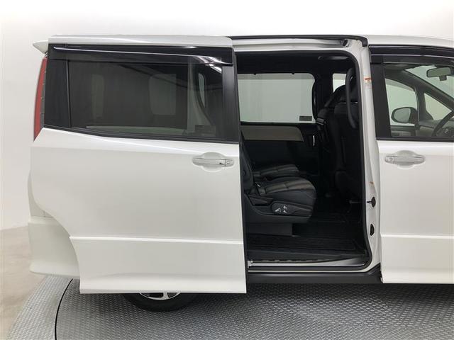 ノア Si ダブルバイビーII 衝突被害軽減システム ナビ&TV フルエアロ 後席モニター バックカメラ ETC アルミホイール 両側電動スライド 乗車定員7人 オートクルーズコントロール LEDヘッドランプ ワンオーナー(8枚目)