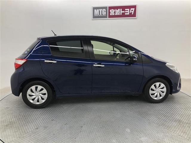 ヴィッツ Ｆ　セーフティーエディションＩＩＩ　衝突被害軽減システム　ナビ＆ＴＶ　バックカメラ　ＥＴＣ　ＬＥＤヘッドランプ（6枚目）