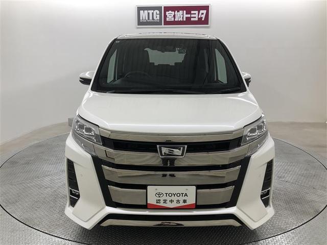 ノア Ｓｉ　ダブルバイビーＩＩ　衝突被害軽減システム　４ＷＤ　ナビ＆ＴＶ　フルエアロ　バックカメラ　ＥＴＣ　アルミホイール　両側電動スライド　乗車定員８人　オートクルーズコントロール　ＬＥＤヘッドランプ　ワンオーナー　寒冷地（10枚目）