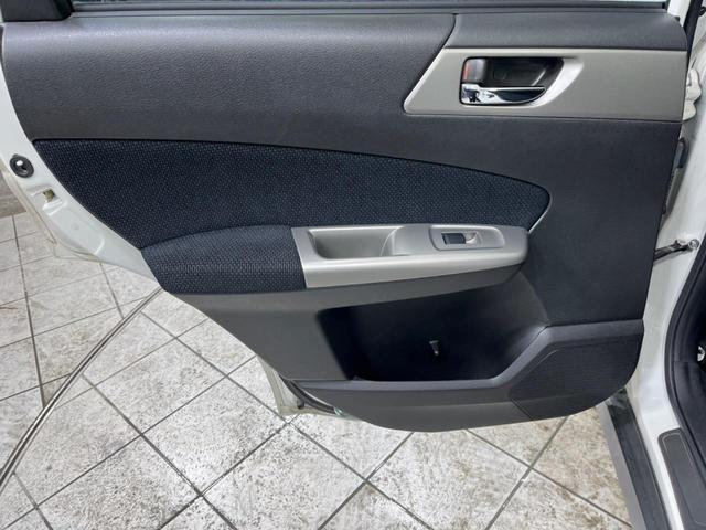 2.0XT 4WD ターボ 純正HDDナビ フルセグTV バックカメラ ETC ハーフレザーシート シートヒーター パワーシート HIDヘッド&フォグ クルーズコントロール 横滑防止装置 禁煙車(28枚目)