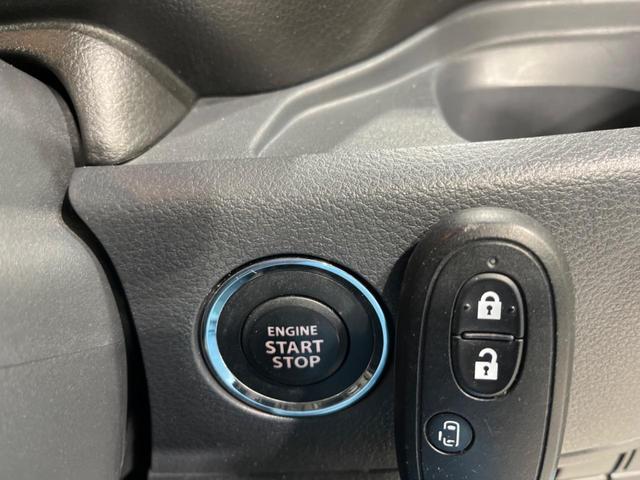 GS SDナビ フルセグ 禁煙車 シートヒーター 片側電動スライドドア スマートキー 4WD オートエアコン オートライト HIDヘッドライト バックカメラ Bluetooth接続 アイドリングストップ(6枚目)