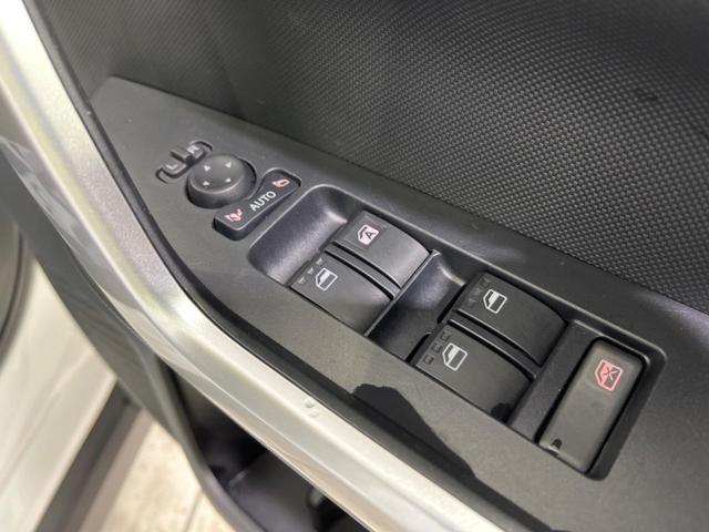 X 寒冷地仕様 スマートアシスト 4WD SDナビ フルセグ バックカメラ スマートキー コーナーセンサー LEDヘッドライト シートヒーター ETC ドラレコ アイドリングストップ(33枚目)