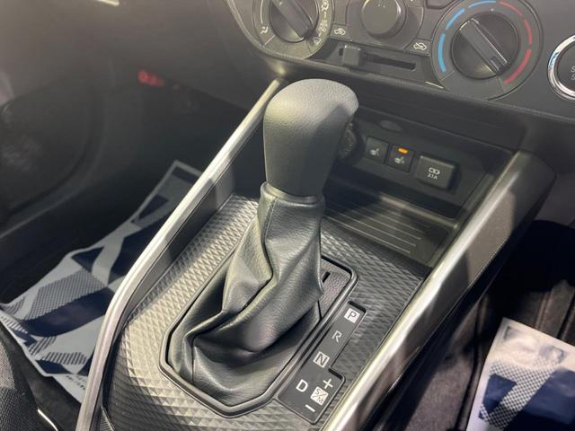 X S スマアシ SDナビ 寒冷地仕様 4WD スマートキー バックカメラ シートヒーター 禁煙車 ターボ LEDヘッドライト オートライト コーナーセンサー アイドリングストップ ETC(37枚目)