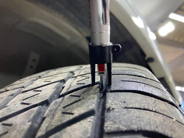 ランドベンチャー 4WD 純正16インチアルミ フルセグ ETC ハーフレザー シートヒーター 禁煙車 キーレス エアコン フォグライト 電動格納ミラー ETC(27枚目)