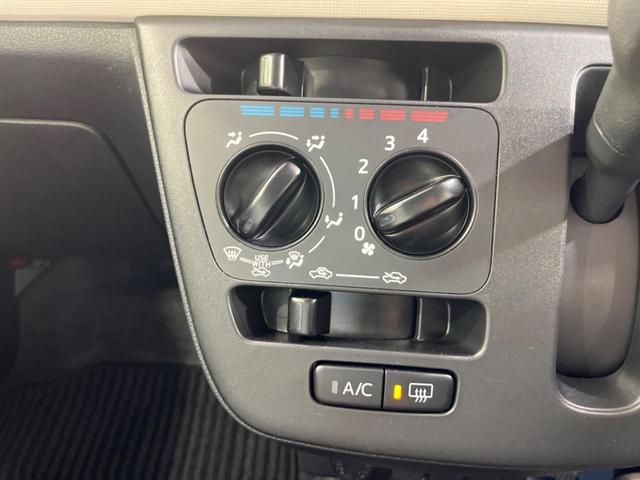 L SAIII 4WD ストラーダ製SDナビ フルセグTV Bluetooth接続 衝突軽減装置 コーナーセンサー LEDヘッドライト アイドリングストップ 横滑防止装置 オートハイビーム 禁煙車(7枚目)