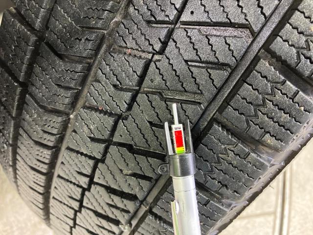 2.0XT ブラックレザーリミテッド 純正HDDナビ フルセグ クルーズコントロール 禁煙車 4WD シートヒーター パワーシート HIDヘッドライト ETC ドラレコ 盗難防止システム プライバシーガラス(47枚目)
