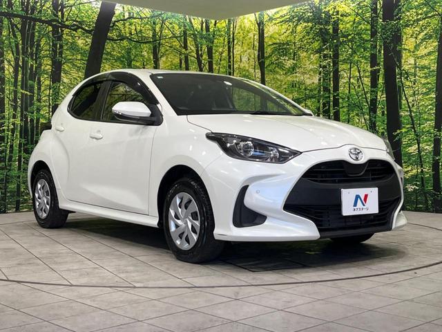 ヤリス Ｇ　４ＷＤ　純正８型ナビ　寒冷地仕様　セーフティセンス　Ｂｌｕｅｔｏｏｔｈ接続　禁煙車　レーダークルーズコントロール　シートヒーター　コーナーセンサー　スマートキー　オートエアコン　ステアリングスイッチ（17枚目）