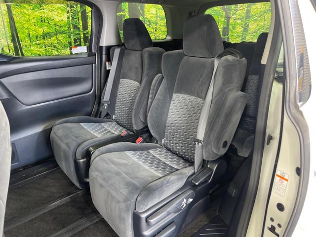 アルファード ２．５Ｓ　Ｃパッケージ　４ＷＤ　ＢＩＧＸ９インチナビ　フリップダウンモニター　両側電動スライドドア　寒冷地仕様　ＥＴＣ　禁煙車　ＬＥＤヘッド　クルーズコントロール　純正１８インチアルミ　Ｂｌｕｅｔｏｏｔｈ接続（28枚目）
