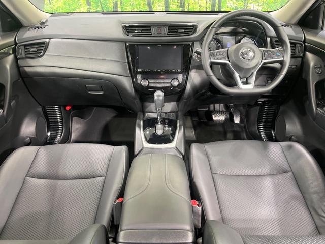 エクストレイル ２０Ｘｉ　４ＷＤ　９インチナビ　アラウンドビューカメラ　プロパイロット　エマージェンシーブレーキ　インテリジェントルームミラー　ドラレコ　ＥＴＣ　禁煙車　ルーフレール　ＬＥＤヘッド＆フォグ　オートライト（2枚目）