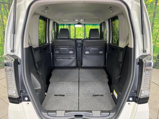 Ｎ－ＢＯＸカスタム Ｇ・ターボＬパッケージ　４ＷＤ　フルセグＳＤナビ　ターボ　両側電動ドア　バックカメラ　シティブレーキアクティブシステム　禁煙車　ハーフ合皮シート　シートヒーター　ＨＩＤヘッド　ＥＴＣ　クルコン　オートライト　オートエアコン（11枚目）