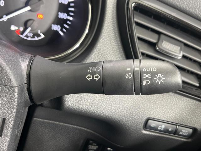 エクストレイル ２０Ｘｉ　Ｖセレクション　４ＷＤ　純正９型ナビ　全周囲カメラ　エマージェンシーブレーキ　電動リアゲート　全席シートヒーター　前席パワーシート　ドラレコ　コーナーセンサー　レーンキープ　スマートキー　ＬＥＤヘッド　ＥＴＣ（44枚目）