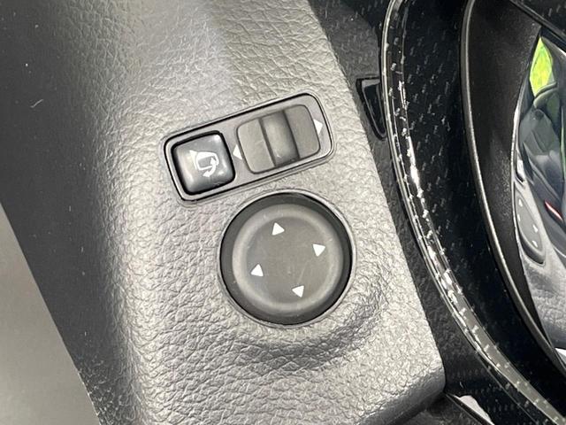 エクストレイル ２０Ｘｉ　Ｖセレクション　４ＷＤ　純正９型ナビ　全周囲カメラ　エマージェンシーブレーキ　電動リアゲート　全席シートヒーター　前席パワーシート　ドラレコ　コーナーセンサー　レーンキープ　スマートキー　ＬＥＤヘッド　ＥＴＣ（49枚目）