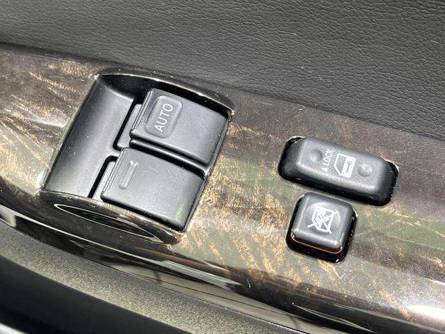 ハイエースバン スーパーＧＬ　ダークプライムＩＩ　４ＷＤ　ベッドキット　純正ナビ　フリップダウンモニター　両側電動スライドドア　デジタルインナーミラー　セーフティセンス　純正オプション１５インチアルミ　バックカメラ　ドラレコ　ＥＴＣ　禁煙車（44枚目）