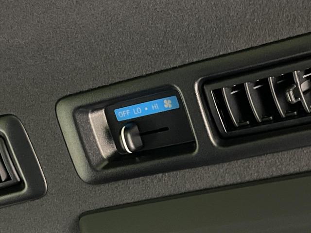 ハイエースバン スーパーＧＬ　ダークプライムＩＩ　４ＷＤ　ベッドキット　純正ナビ　フリップダウンモニター　両側電動スライドドア　デジタルインナーミラー　セーフティセンス　純正オプション１５インチアルミ　バックカメラ　ドラレコ　ＥＴＣ　禁煙車（51枚目）