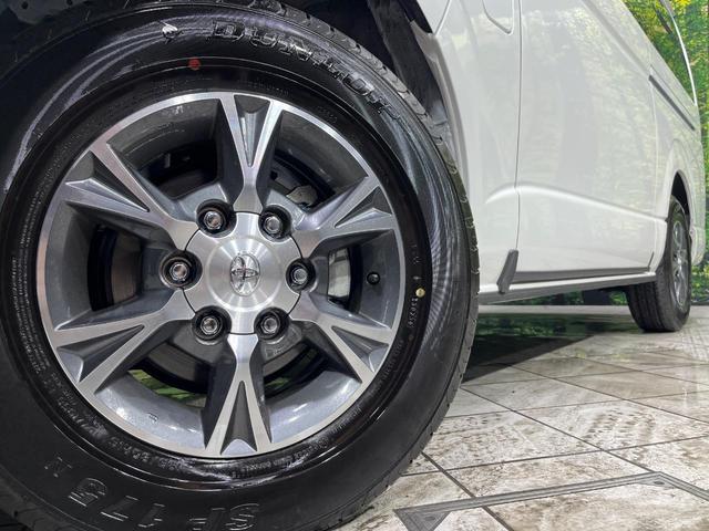 ハイエースワゴン ＧＬ　４ＷＤ　登録済未使用車　モデリスタエアロ　電動スライドドア　セーフティセンス　禁煙車　パーキングセンサー　スマートキー　ＬＥＤヘッド　デジタルインナーミラー　純正１５インチアルミホイール（13枚目）