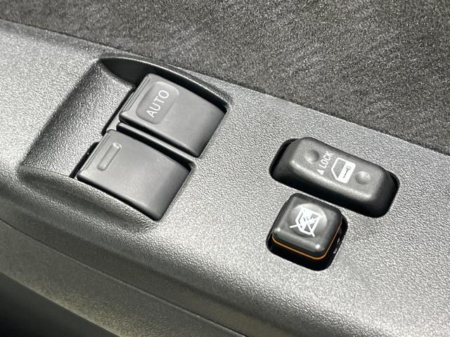 ハイエースワゴン ＧＬ　４ＷＤ　登録済未使用車　モデリスタエアロ　電動スライドドア　セーフティセンス　禁煙車　パーキングセンサー　スマートキー　ＬＥＤヘッド　デジタルインナーミラー　純正１５インチアルミホイール（55枚目）