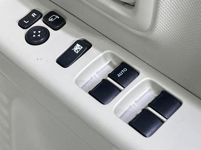 スペーシア ハイブリッドＸ　４ＷＤ　両側電動スライドドア　ＳＤナビ　バックカメラ　セーフティサポート　禁煙車　２トーンカラー　前席シートヒーター　リアパーキングセンサー　スマートキー＆プッシュスタート　ＬＥＤヘッド（32枚目）