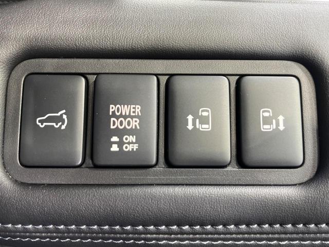 デリカD:5 G パワーパッケージ 4WD 両側電動スライド 純正10型ナビ バックカメラ e-アシスト レーダークルーズ 禁煙車 パワーバックドア 前席シートヒーター パワーシート LEDヘッド スマートキー&プッシュスタート ETC(3枚目)