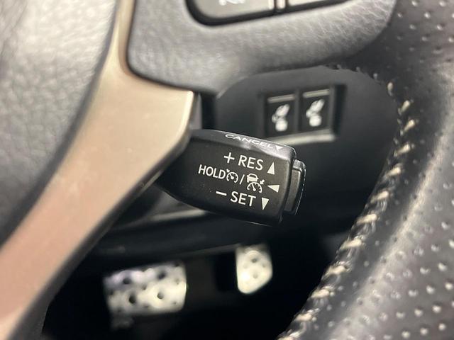 ＮＸ ＮＸ３００　Ｆスポーツ　４ＷＤ　純正１０型ナビ　全方位カメラ　三眼ＬＥＤヘッド　ブラインドスポットモニター　電動リアゲート　電動格納リアシート　衝突軽減装置　シートヒーター　シートベンチレーション　革シート　禁煙車（5枚目）