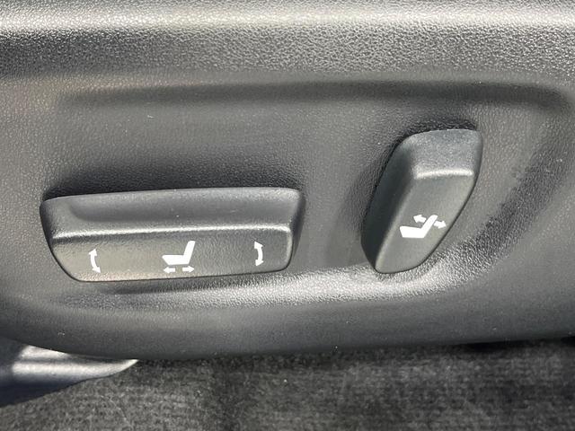 ＮＸ ＮＸ３００　Ｆスポーツ　４ＷＤ　純正１０型ナビ　全方位カメラ　三眼ＬＥＤヘッド　ブラインドスポットモニター　電動リアゲート　電動格納リアシート　衝突軽減装置　シートヒーター　シートベンチレーション　革シート　禁煙車（39枚目）