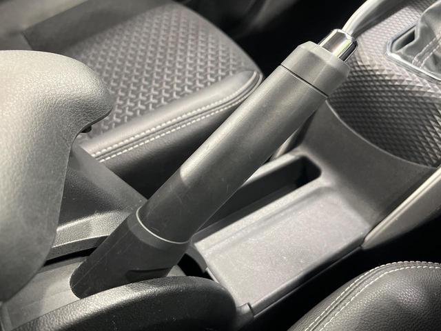ロッキー プレミアム　４ＷＤ　ターボ　純正９型ナビ　全周囲カメラ　寒冷地仕様　スマートアシスト　レーダークルーズ　禁煙車　ハーフレザーシート　ドラレコ　コーナーセンサー　スマートキー　ＬＥＤヘッド　ビルトインＥＴＣ（41枚目）