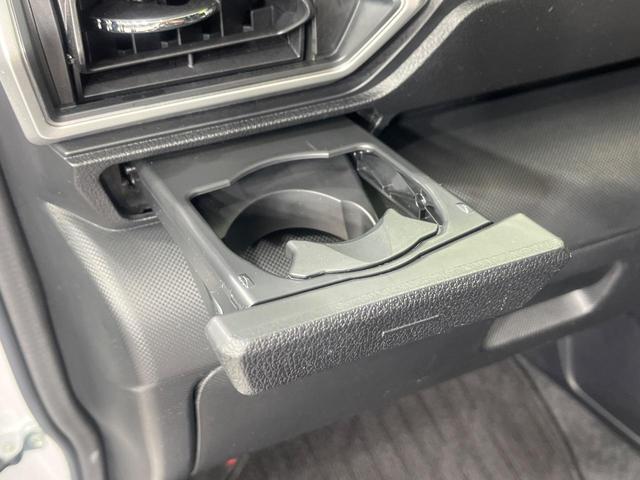 ロッキー プレミアム　４ＷＤ　ターボ　純正９型ナビ　全周囲カメラ　寒冷地仕様　スマートアシスト　レーダークルーズ　禁煙車　ハーフレザーシート　ドラレコ　コーナーセンサー　スマートキー　ＬＥＤヘッド　ビルトインＥＴＣ（52枚目）