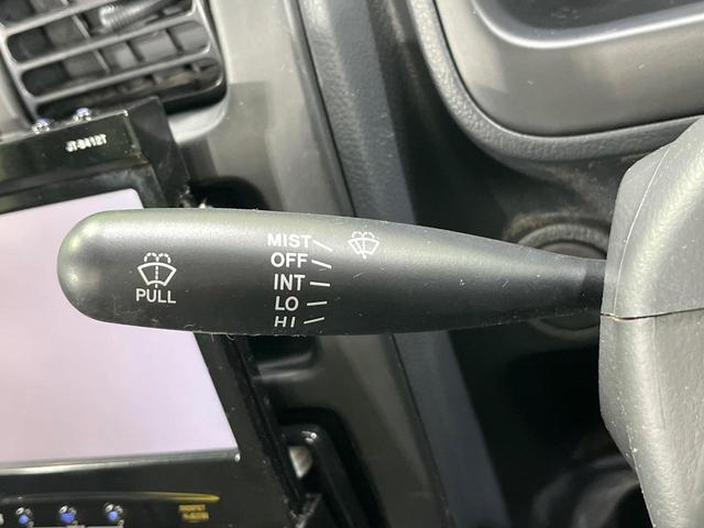 キャリイトラック ＫＣ　４ＷＤ　禁煙車　ＣＤ・ＤＶＤ再生　高低速２段階式５ＭＴ　サンバイザー（運転席／助手席）　エアバックセット（35枚目）