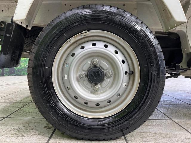 キャリイトラック ＫＣ　４ＷＤ　禁煙車　ＣＤ・ＤＶＤ再生　高低速２段階式５ＭＴ　サンバイザー（運転席／助手席）　エアバックセット（49枚目）