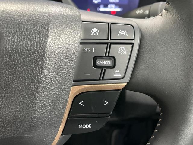 クラウンスポーツ Ｚ　４ＷＤ　パノラマルーフ　１２．３インチ純正ナビ　全周囲カメラ　禁煙車　プリクラッシュセーフティ　レーダークルーズコントロール　シートベンチレーション　寒冷地仕様　ＥＴＣ　パワーシート　パワーバックドア（7枚目）