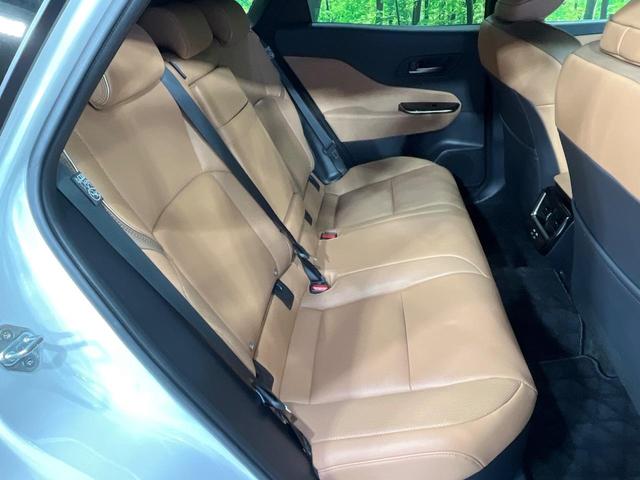 クラウンスポーツ Ｚ　４ＷＤ　パノラマルーフ　１２．３インチ純正ナビ　全周囲カメラ　禁煙車　プリクラッシュセーフティ　レーダークルーズコントロール　シートベンチレーション　寒冷地仕様　ＥＴＣ　パワーシート　パワーバックドア（10枚目）