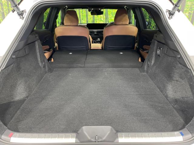 クラウンスポーツ Ｚ　４ＷＤ　パノラマルーフ　１２．３インチ純正ナビ　全周囲カメラ　禁煙車　プリクラッシュセーフティ　レーダークルーズコントロール　シートベンチレーション　寒冷地仕様　ＥＴＣ　パワーシート　パワーバックドア（11枚目）