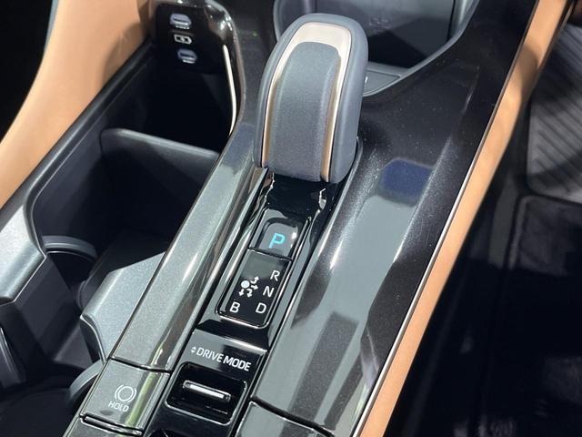 クラウンスポーツ Ｚ　４ＷＤ　パノラマルーフ　１２．３インチ純正ナビ　全周囲カメラ　禁煙車　プリクラッシュセーフティ　レーダークルーズコントロール　シートベンチレーション　寒冷地仕様　ＥＴＣ　パワーシート　パワーバックドア（24枚目）