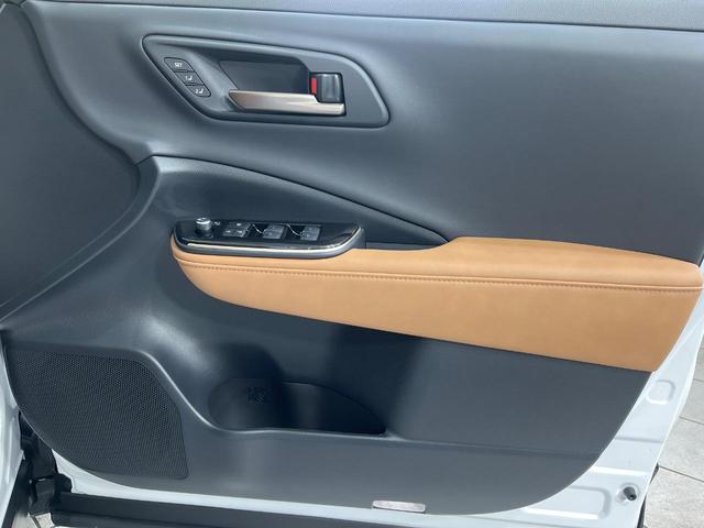 クラウンスポーツ Ｚ　４ＷＤ　パノラマルーフ　１２．３インチ純正ナビ　全周囲カメラ　禁煙車　プリクラッシュセーフティ　レーダークルーズコントロール　シートベンチレーション　寒冷地仕様　ＥＴＣ　パワーシート　パワーバックドア（38枚目）